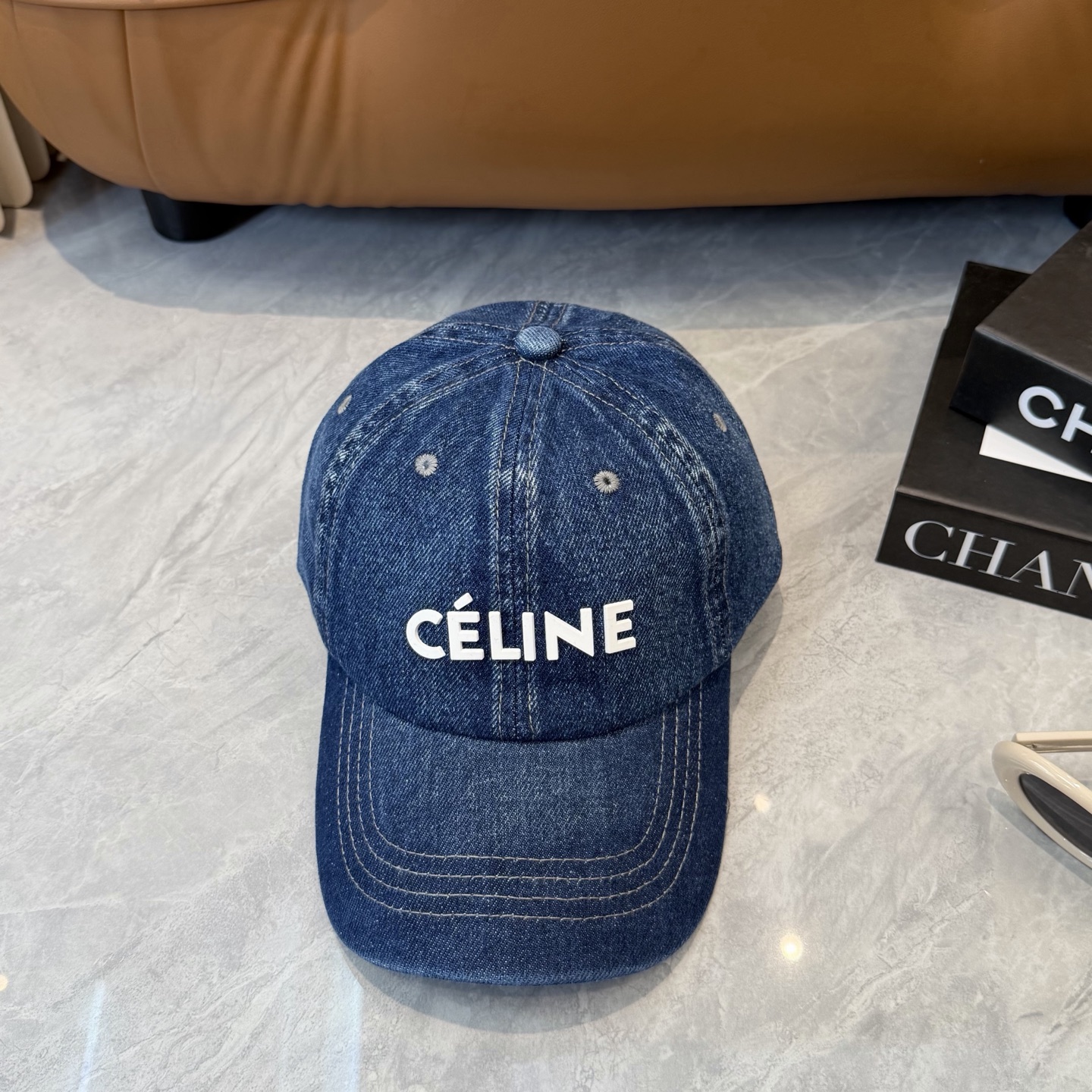 💛配防尘袋【CELINE赛琳】新款牛仔棒球帽🧢，出街必备超好搭配，赶紧入手！