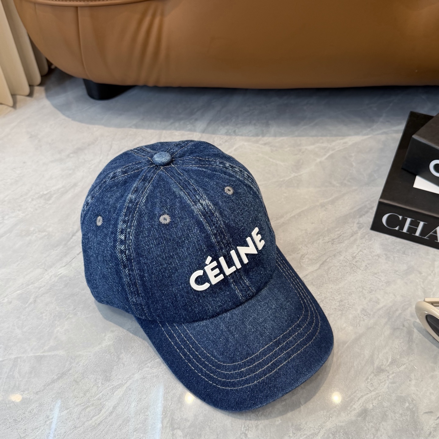 💛配防尘袋【CELINE赛琳】新款牛仔棒球帽🧢，出街必备超好搭配，赶紧入手！