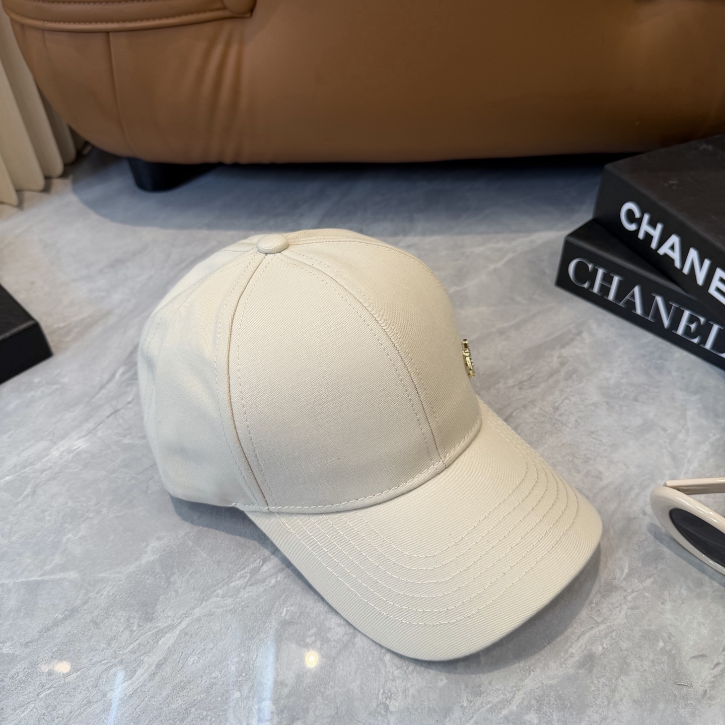 普拉达 Prada🆕新款个性棒球帽，高品质透气性巨佳，四季佩戴款高颜值时尚单品！男女同款