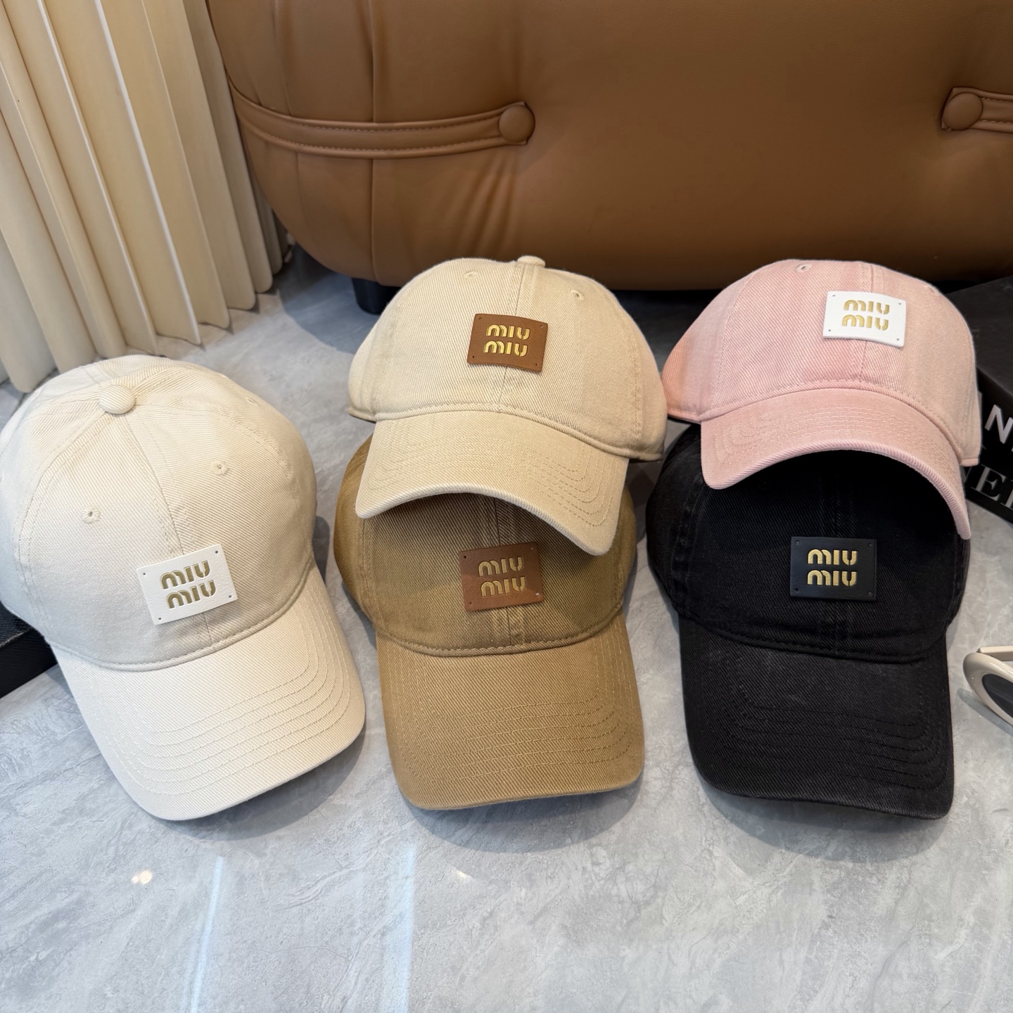 miumiu新款多巴胺四季棒球帽当下爆热的色系-街头感十足！潮流百搭，小红书种草，毒药Get上你们的男朋