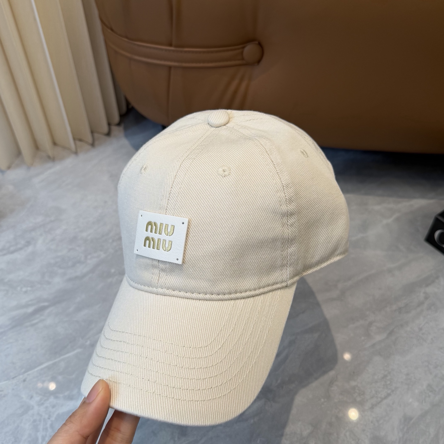 miumiu新款多巴胺四季棒球帽当下爆热的色系-街头感十足！潮流百搭，小红书种草，毒药Get上你们的男朋