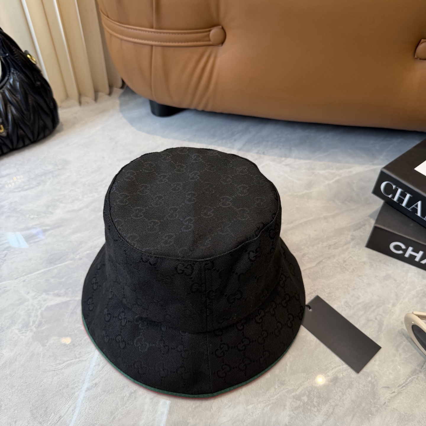 原单品质GUCCI古奇渔夫帽👒官网新品Gucci渔夫帽火爆来袭 工艺非常精美 高档大气上档次！低调奢华，