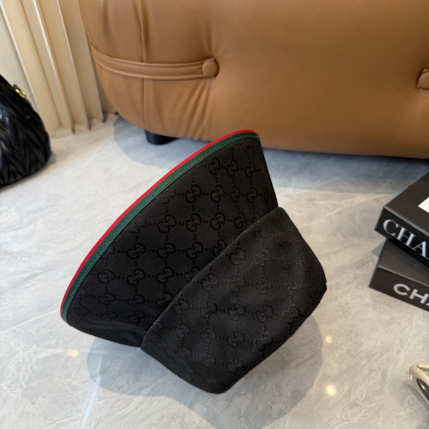 原单品质GUCCI古奇渔夫帽👒官网新品Gucci渔夫帽火爆来袭 工艺非常精美 高档大气上档次！低调奢华，