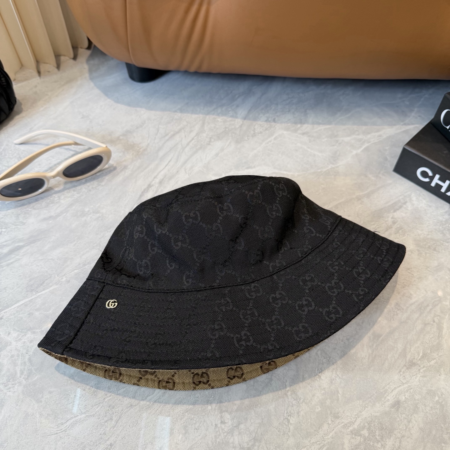 GUCCI古奇 新款专柜同步双面戴款渔夫帽，爆款出货，超级好搭，新款上架