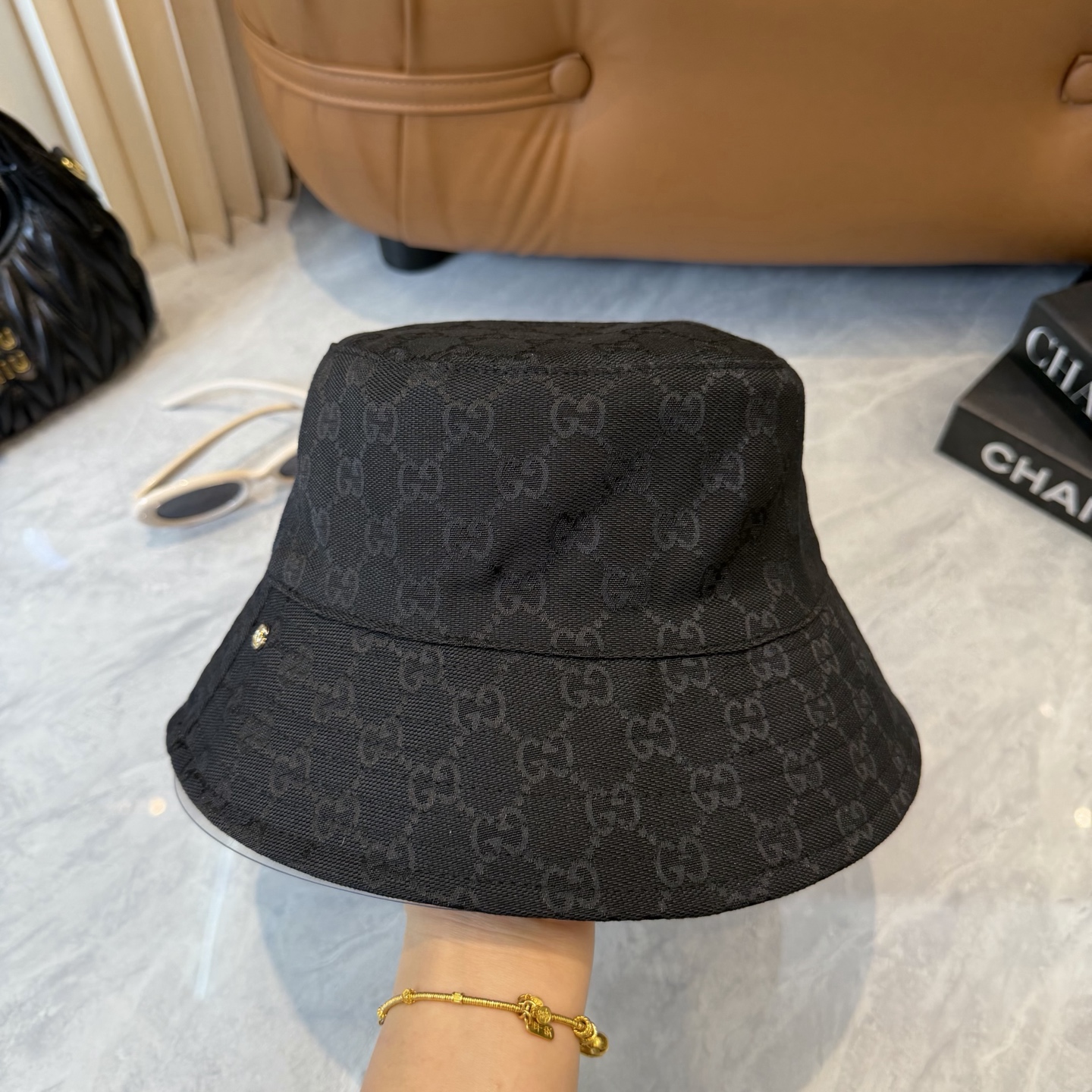 GUCCI古奇 新款专柜同步双面戴款渔夫帽，爆款出货，超级好搭，新款上架