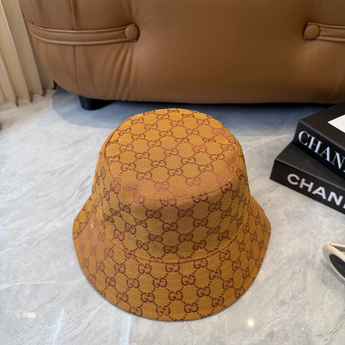 GUCCI古奇 新款专柜同步双面戴款渔夫帽，爆款出货，超级好搭，新款上架