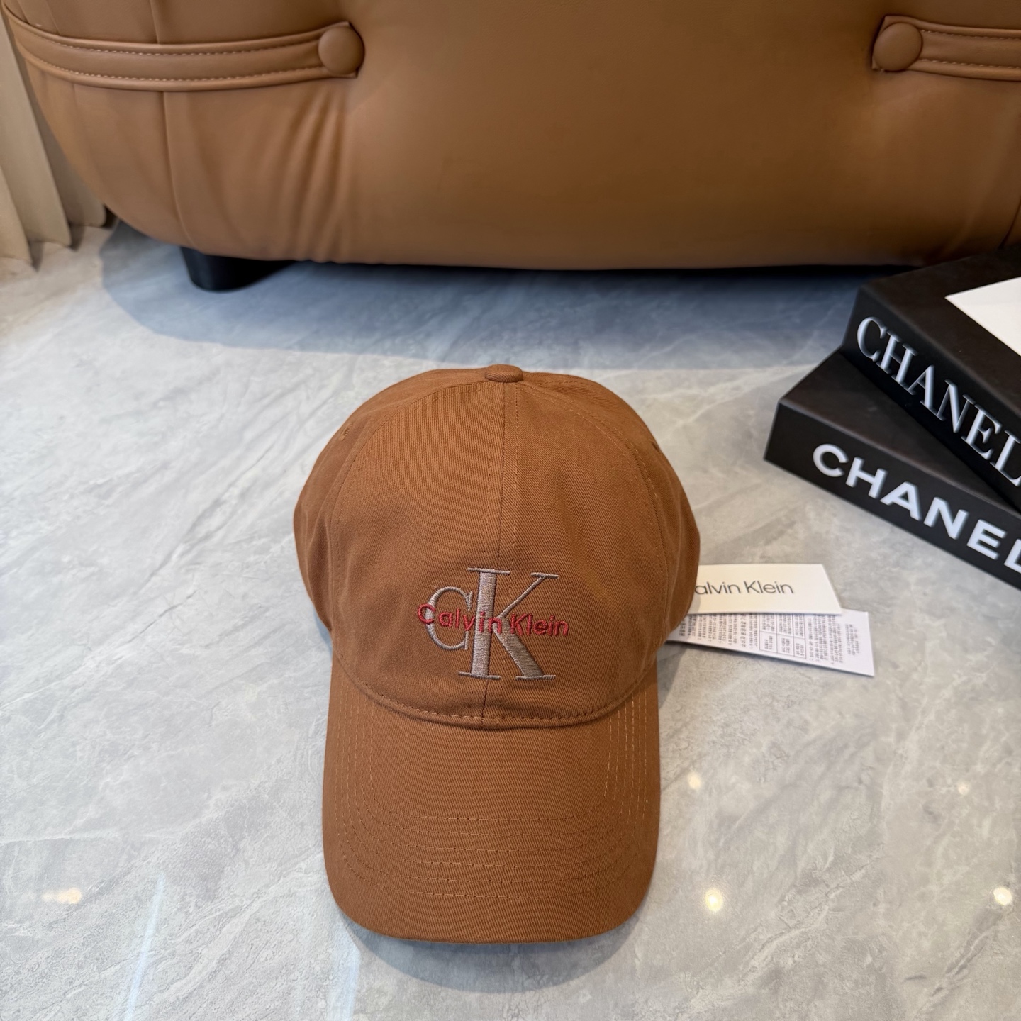 原单正品ck棒球帽！绝对原单！品质细节都超好！不可多得的好货！关于品牌就不多介绍了 这个潮牌不用多说，其