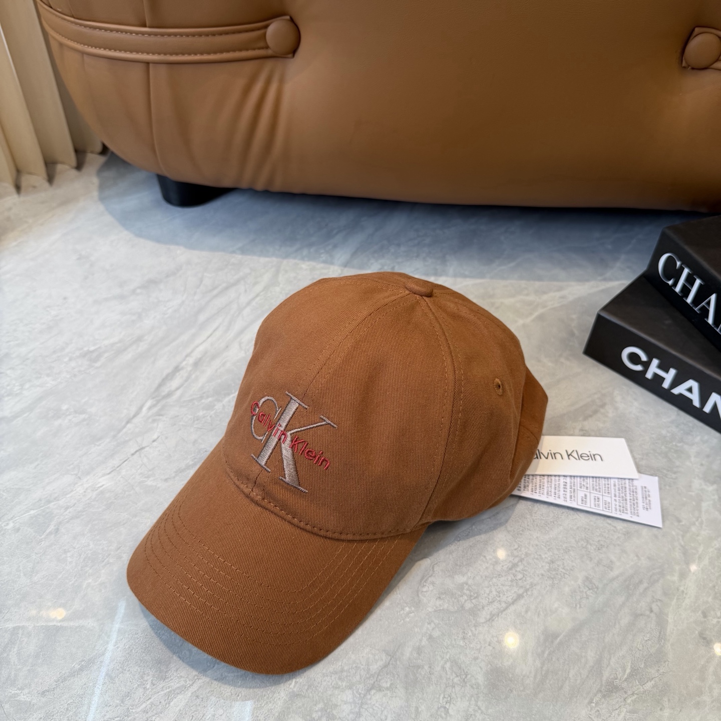 原单正品ck棒球帽！绝对原单！品质细节都超好！不可多得的好货！关于品牌就不多介绍了 这个潮牌不用多说，其