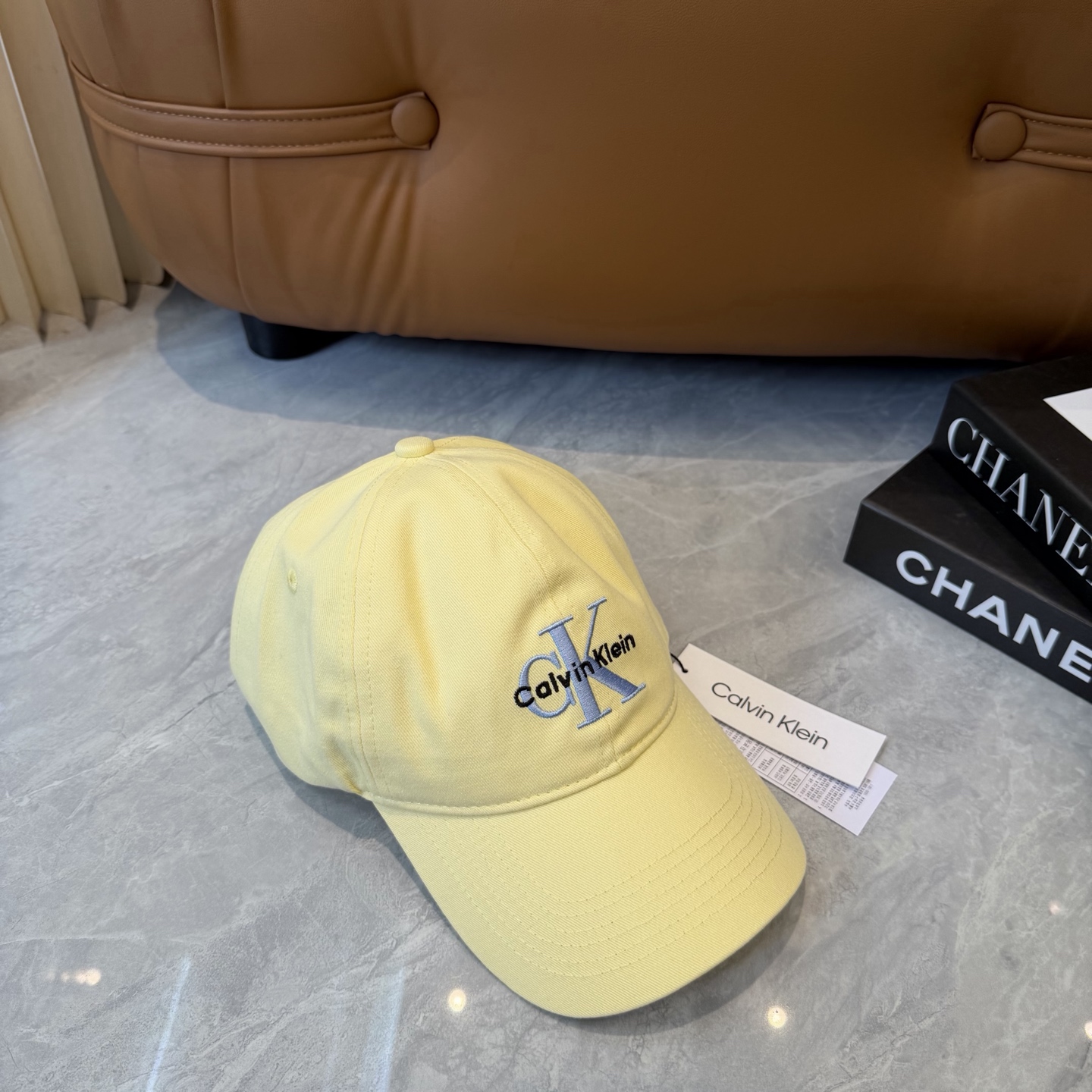 原单正品ck棒球帽！绝对原单！品质细节都超好！不可多得的好货！关于品牌就不多介绍了 这个潮牌不用多说，其