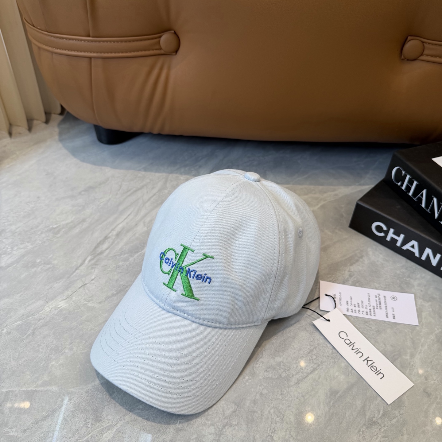 原单正品ck棒球帽！绝对原单！品质细节都超好！不可多得的好货！关于品牌就不多介绍了 这个潮牌不用多说，其