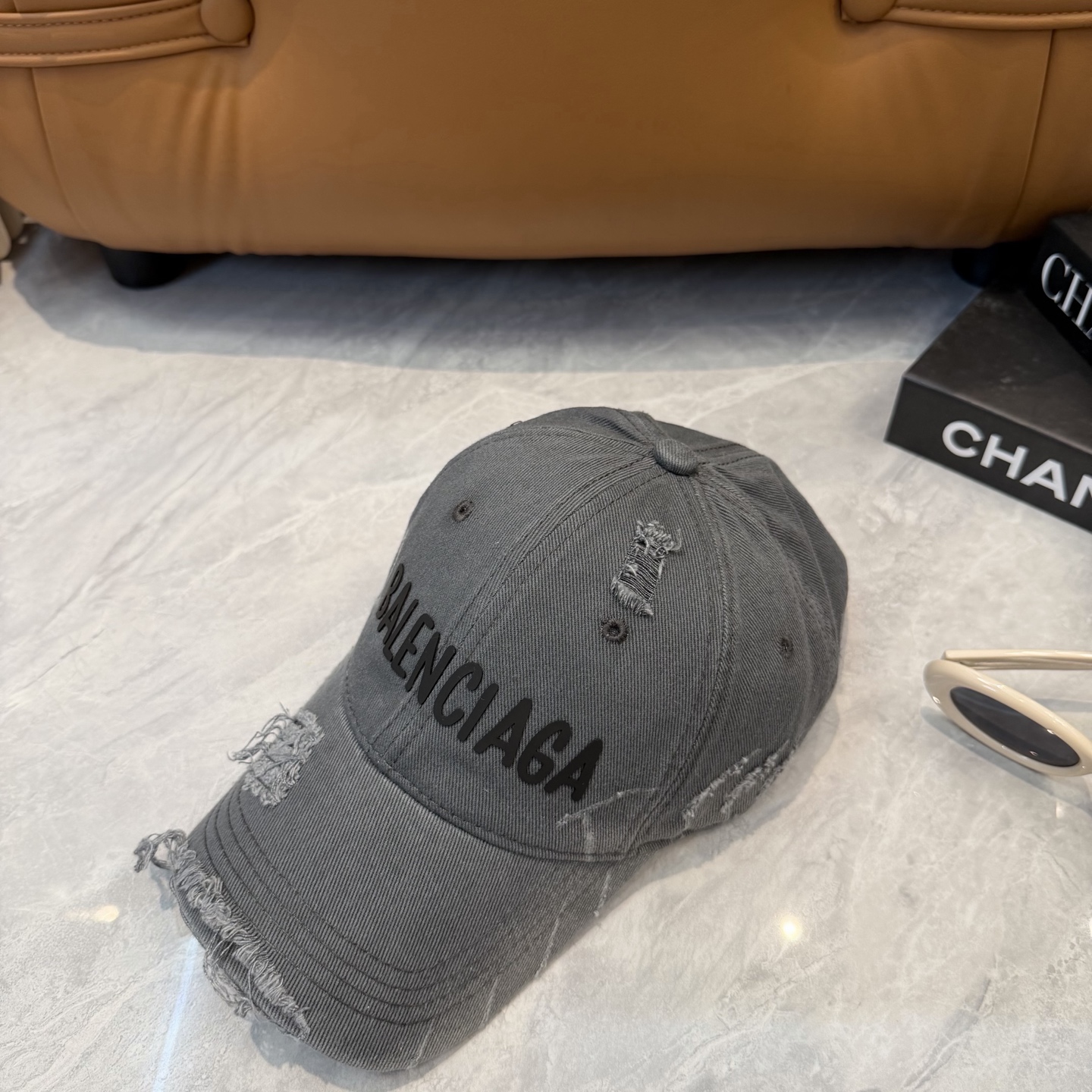 Balenciaga 巴黎世家 洗水破洞棒球帽 必爆 🔥BALENCIAGA巴黎世家新款洗水纯棉棒球帽重