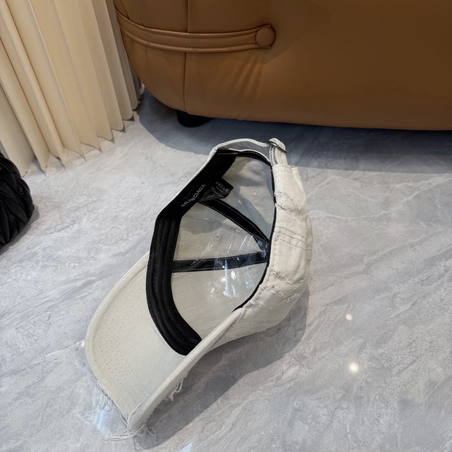 Balenciaga 巴黎世家 洗水破洞棒球帽 必爆 🔥BALENCIAGA巴黎世家新款洗水纯棉棒球帽重