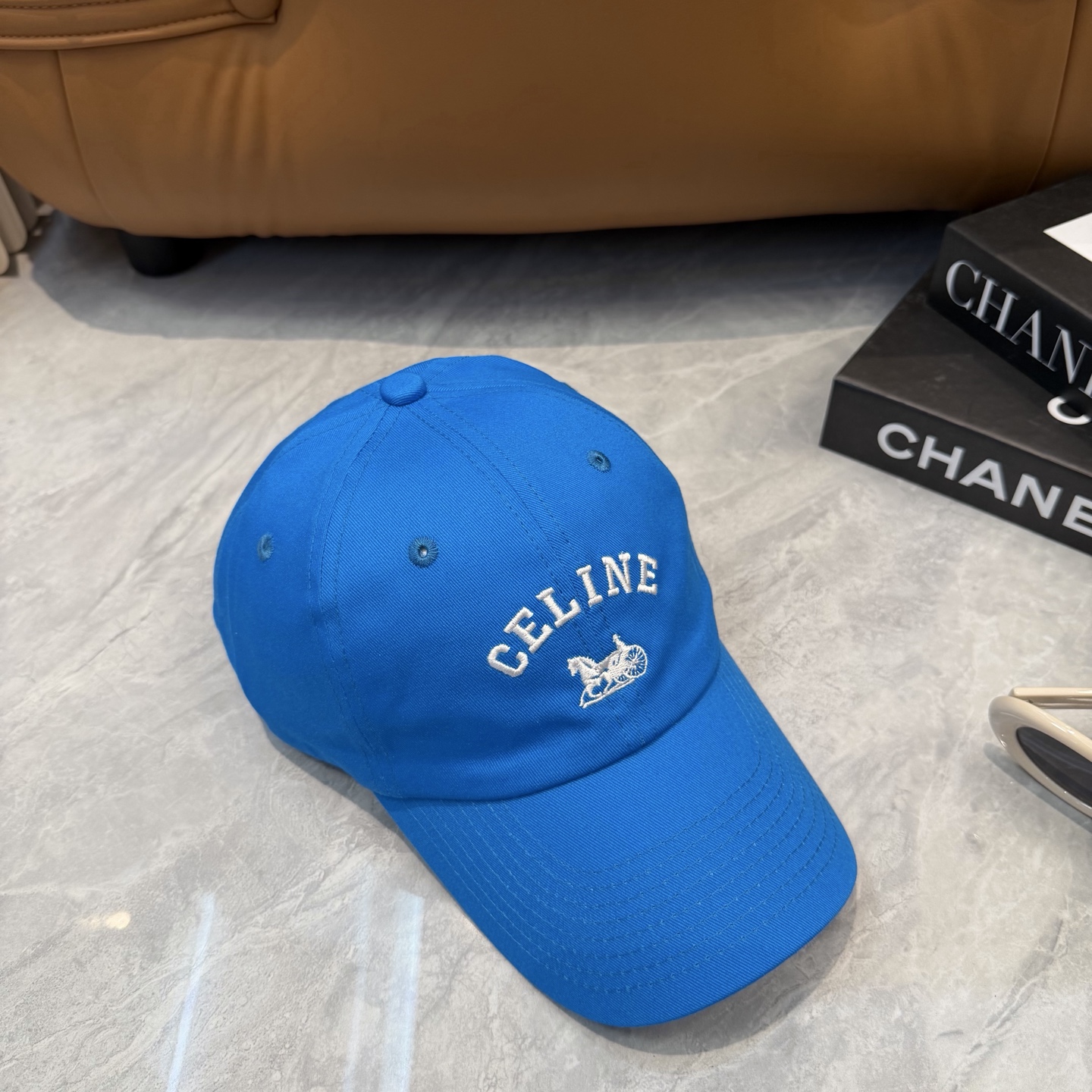 爆款CELINE（赛琳）官网代购版本。 原版1:1 定制！ 简约字母明星同款最新棒球帽，时尚潮流，高端做
