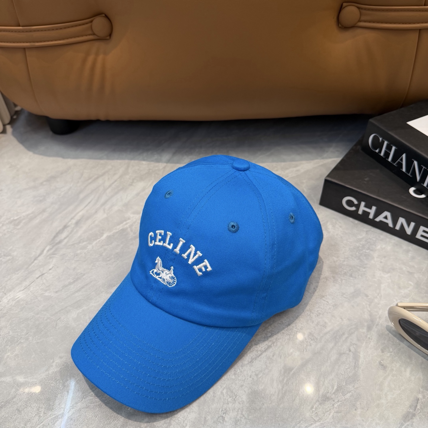 爆款CELINE（赛琳）官网代购版本。 原版1:1 定制！ 简约字母明星同款最新棒球帽，时尚潮流，高端做