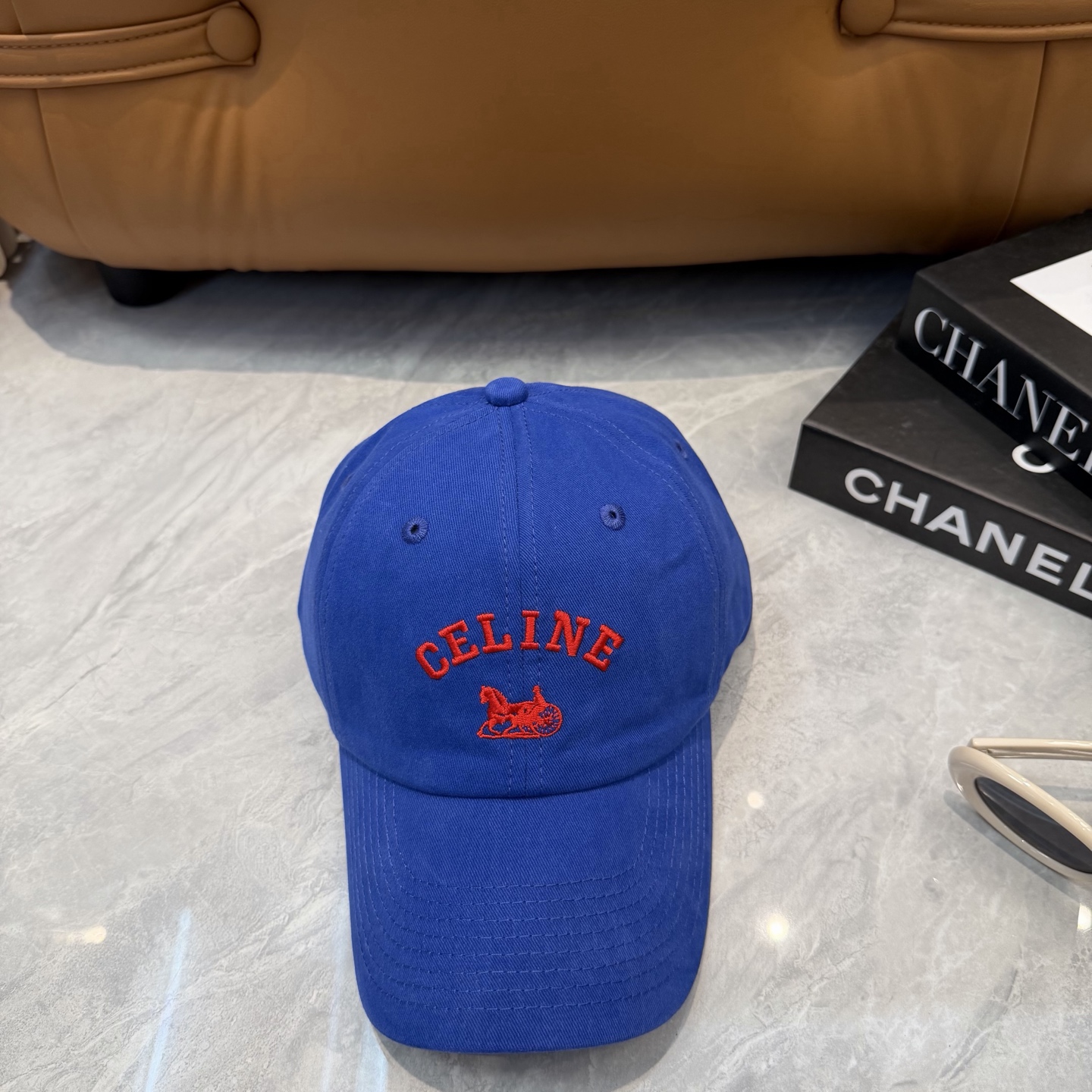 爆款CELINE（赛琳）官网代购版本。 原版1:1 定制！ 简约字母明星同款最新棒球帽，时尚潮流，高端做