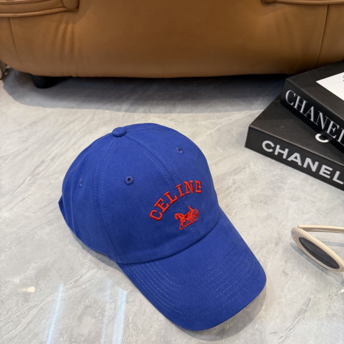 爆款CELINE（赛琳）官网代购版本。 原版1:1 定制！ 简约字母明星同款最新棒球帽，时尚潮流，高端做
