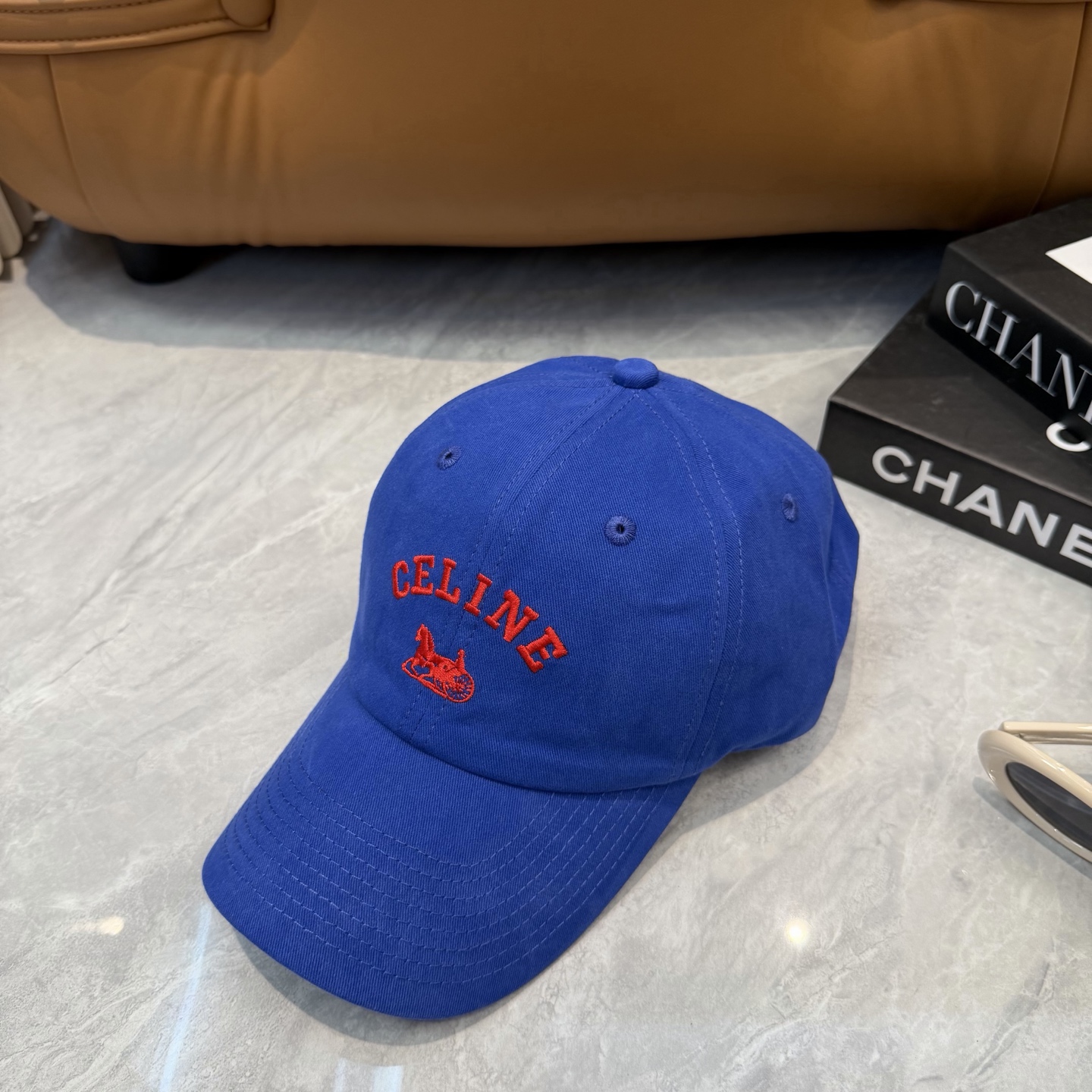 爆款CELINE（赛琳）官网代购版本。 原版1:1 定制！ 简约字母明星同款最新棒球帽，时尚潮流，高端做
