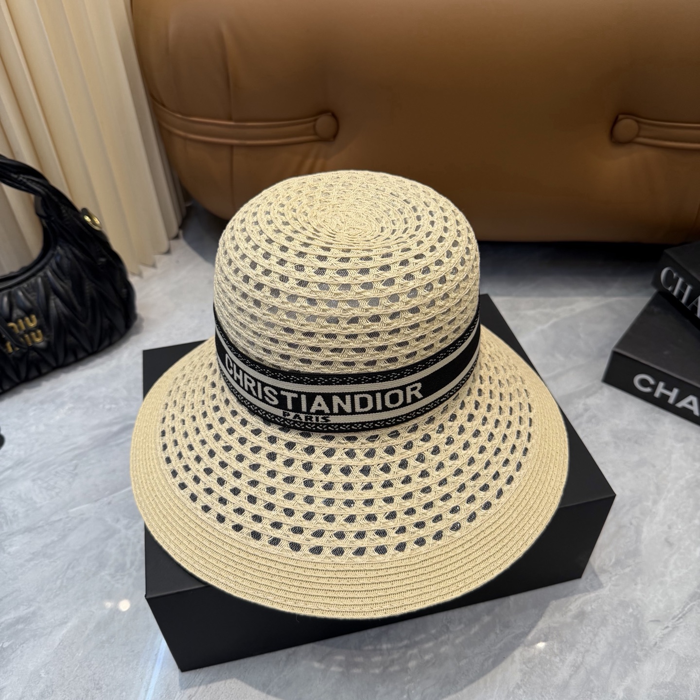 Dior迪奥草帽，镂空礼帽，官方款，一比一定制，非市场普通版本，头围57cm