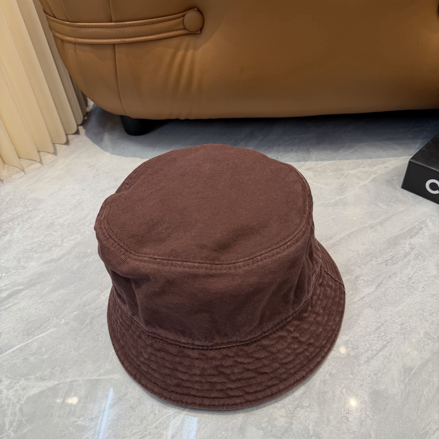 Prada 男女款又好搭配，出街单品