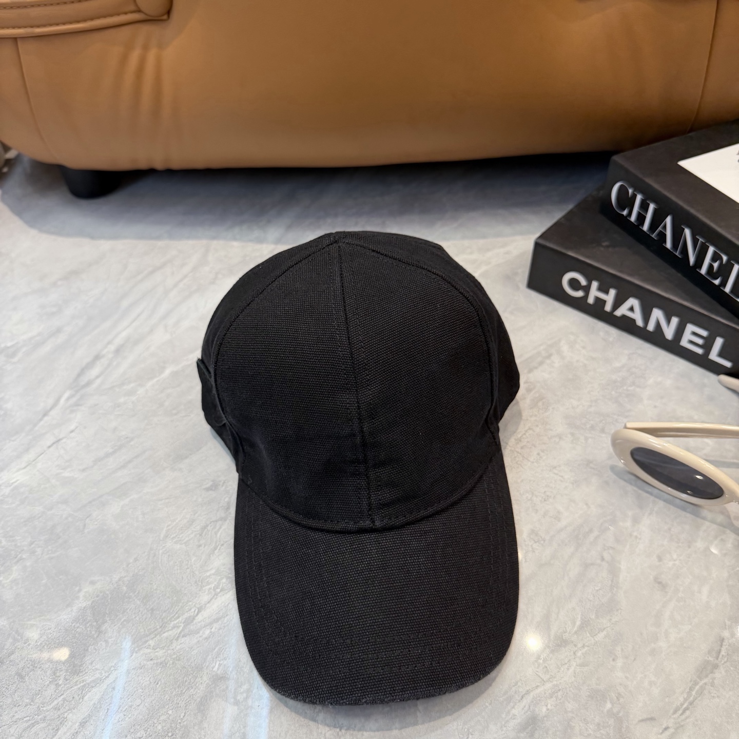 Prada 男女款又好搭配，出街单品