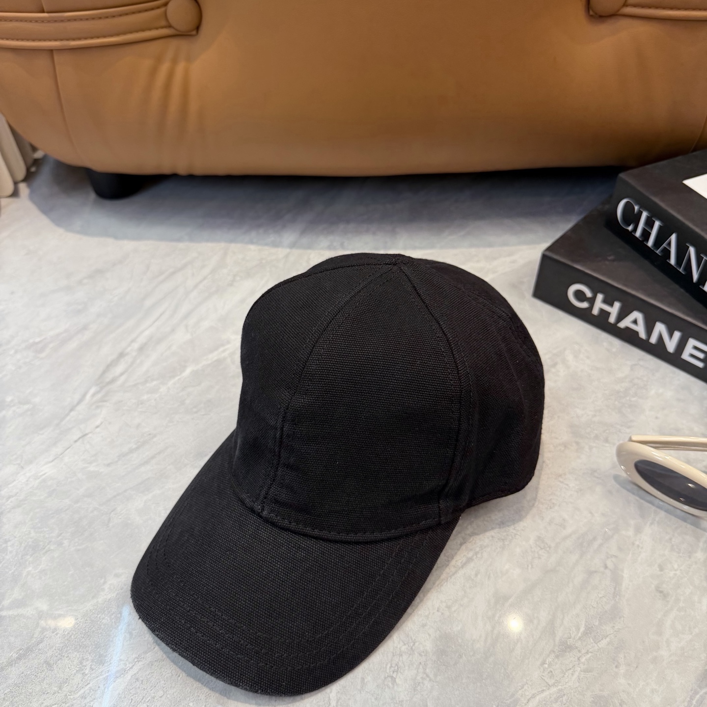 Prada 男女款又好搭配，出街单品