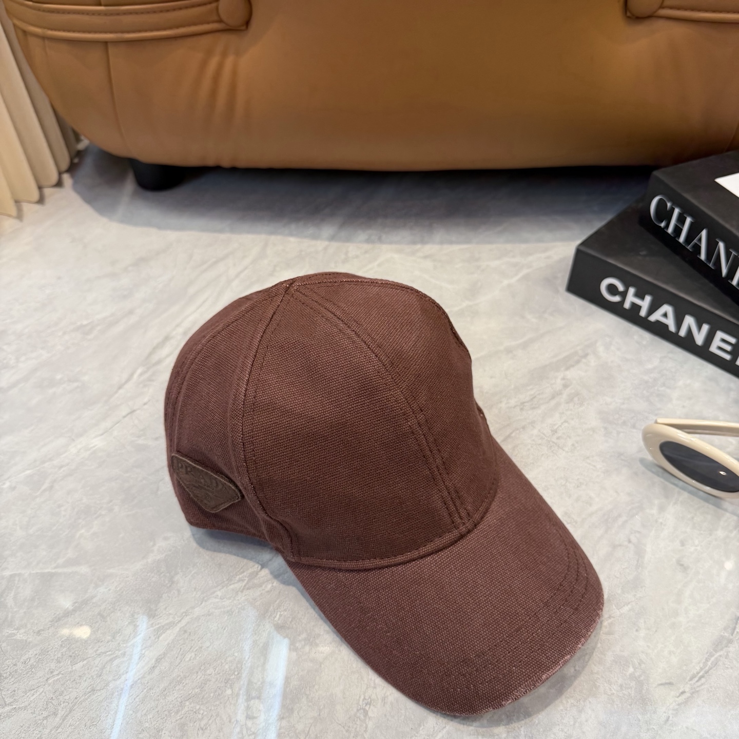 Prada 男女款又好搭配，出街单品