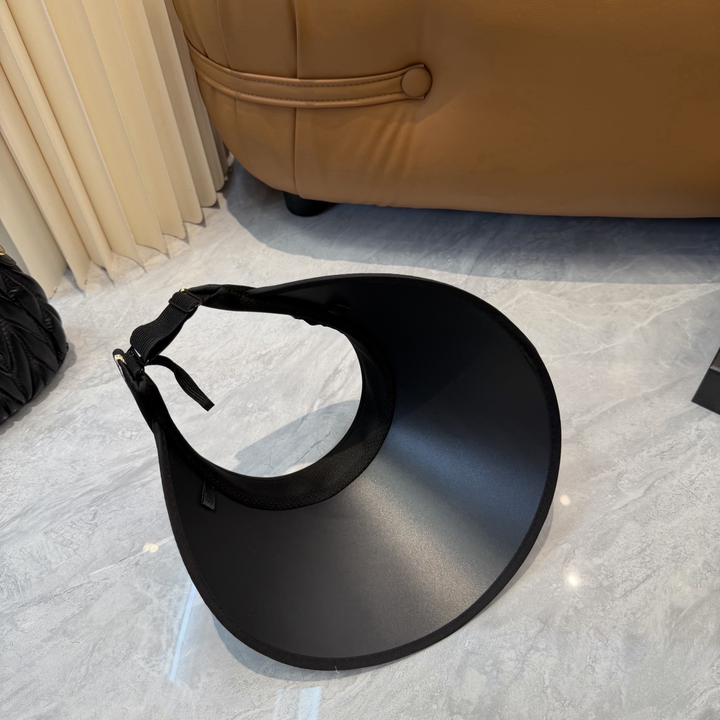 Loewe 罗意威 LOEWE 轻奢名媛风空顶帽 透气不闷头…可调节 夏季