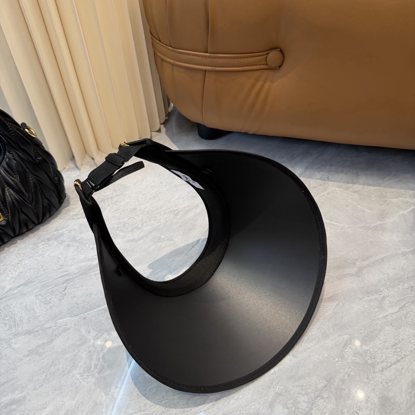 Loewe 罗意威 LOEWE 轻奢名媛风空顶帽 透气不闷头…可调节 夏季
