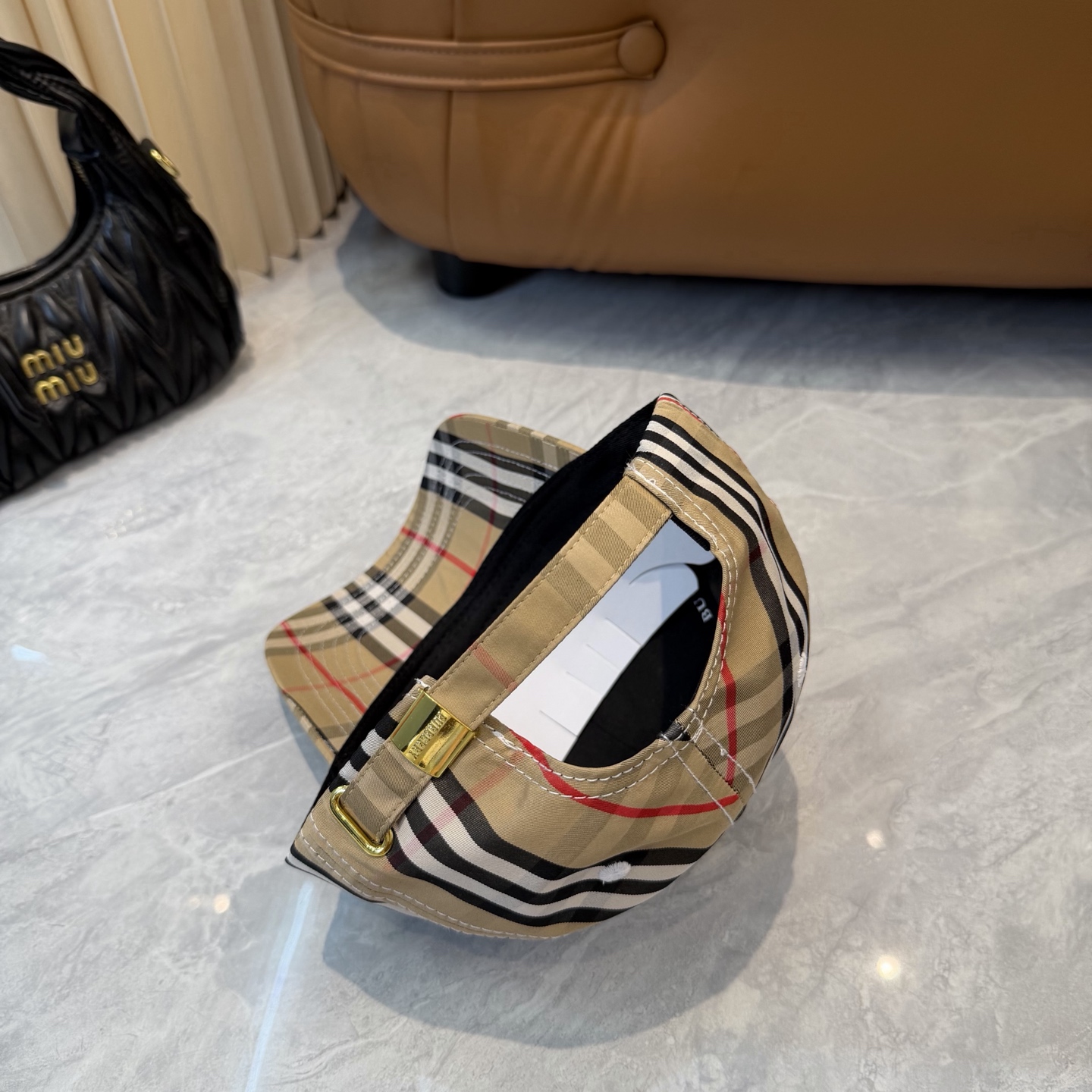 Burberry Burberry（巴宝莉） 棒球帽 款纯棉内里，轻盈透气。完美版型， 品质，独家 摄，男女适用