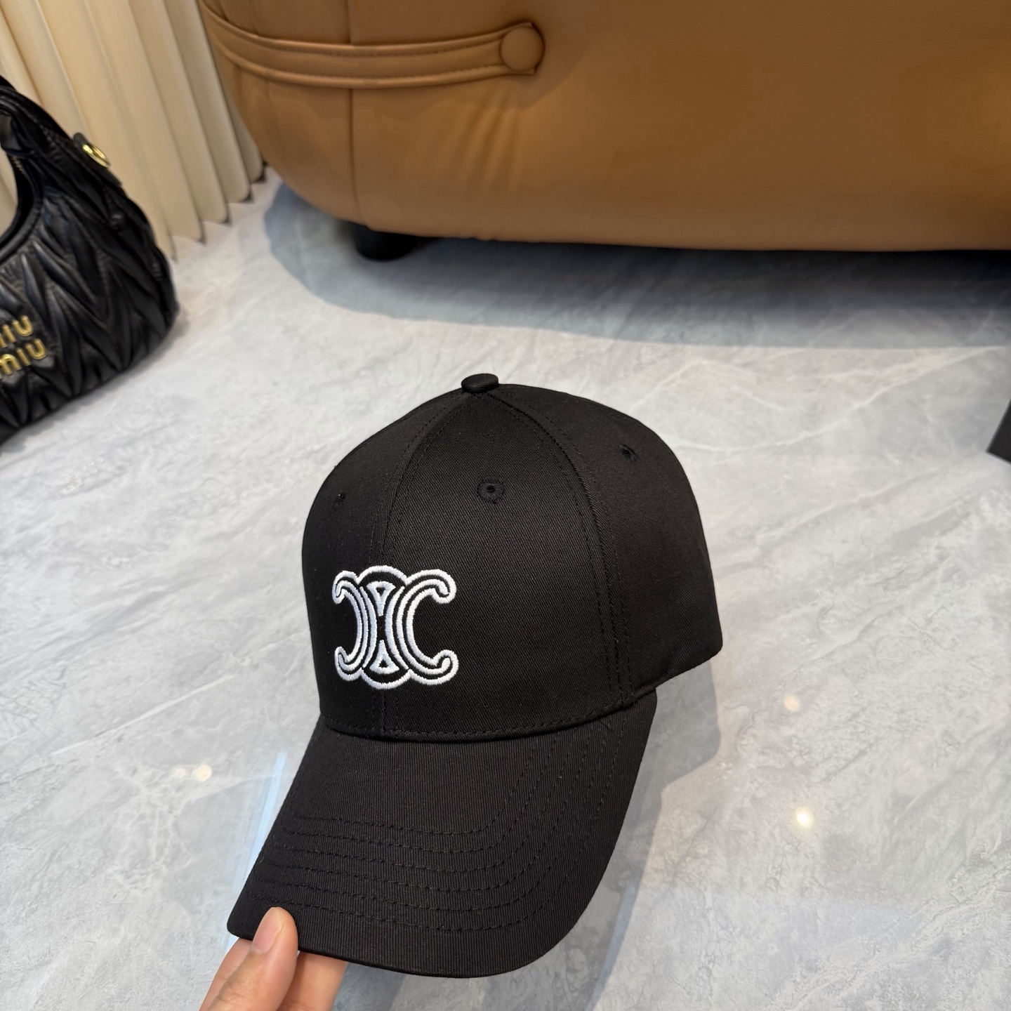 Celine CELINE（赛琳）官网代购版本 1:1 定制 简约字母 最新棒球帽 潮流