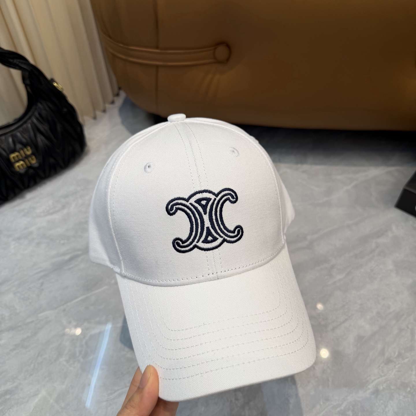 Celine CELINE（赛琳）官网代购版本 1:1 定制 简约字母 最新棒球帽 潮流