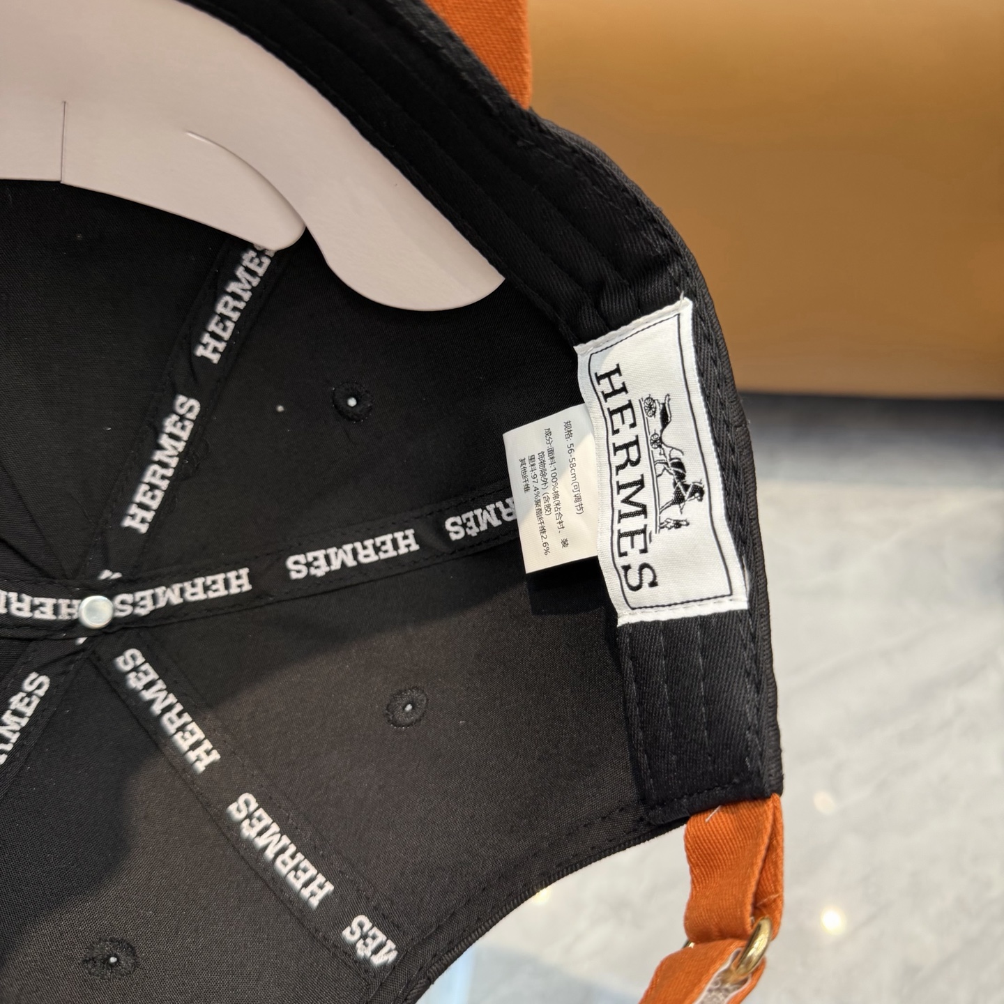 Hermès HERMÈS (爱马仕)最新款 棒球帽 拼色H 开模订制 透气帆布面料+ 精钢调节扣