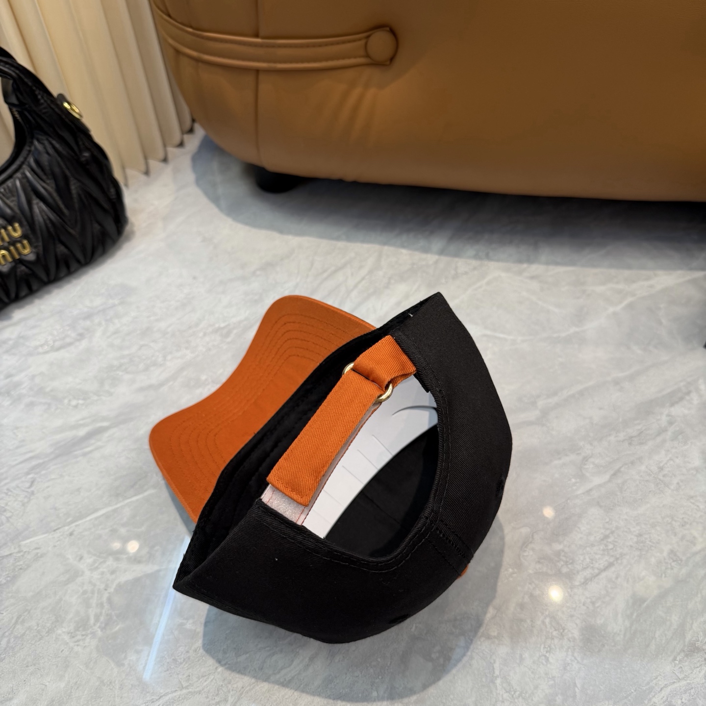 Hermès HERMÈS (爱马仕)最新款 棒球帽 拼色H 开模订制 透气帆布面料+ 精钢调节扣