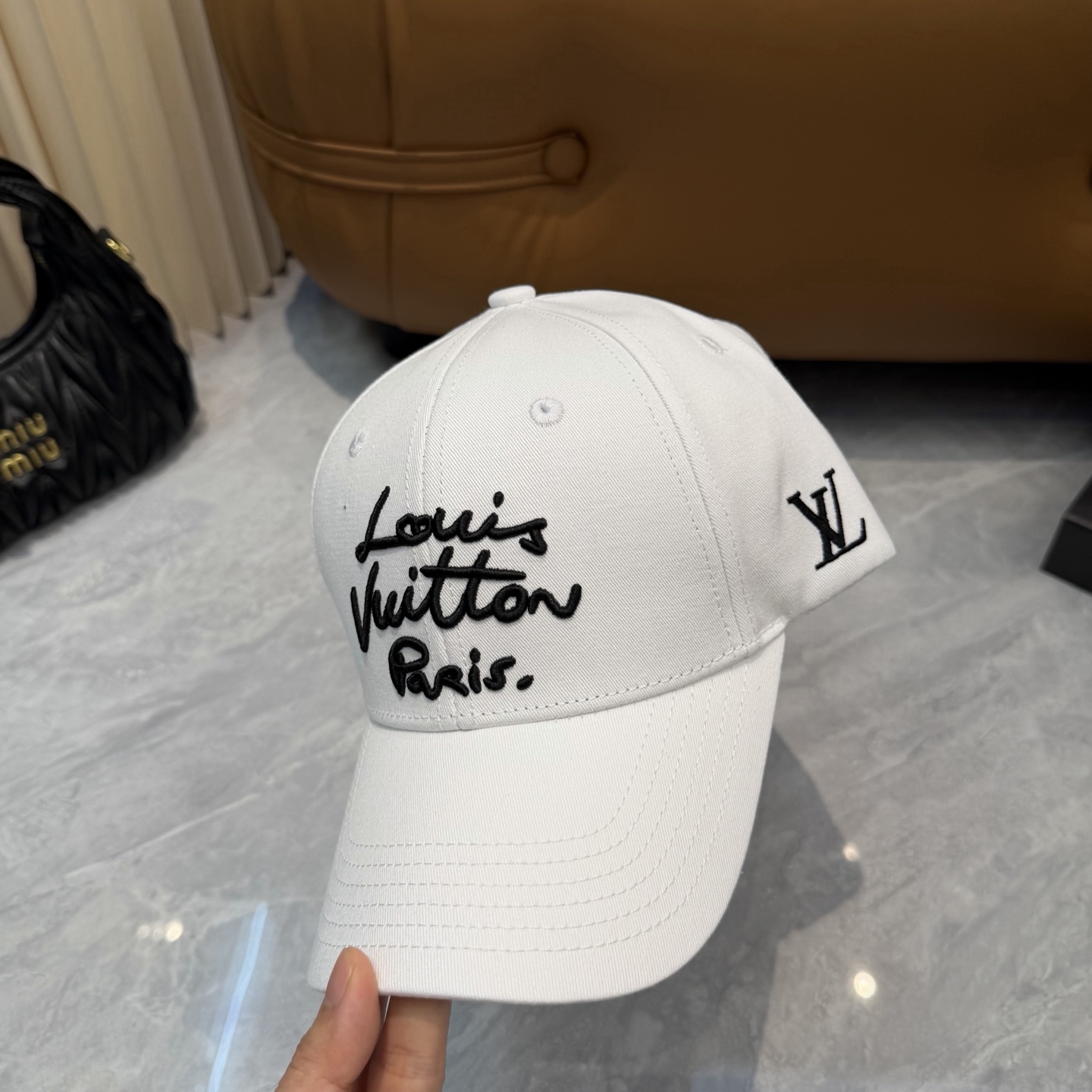 Louis Vuitton LV路易威登高版本刺绣 棒球帽 重工打造 高端 ，百搭款