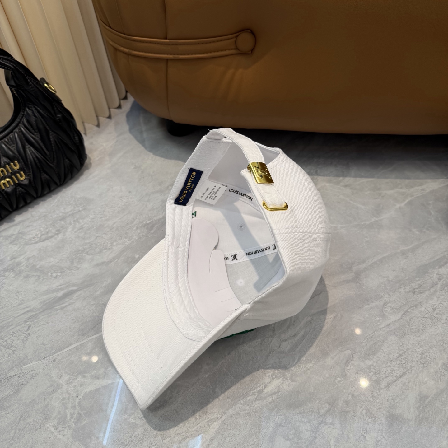 Louis Vuitton LV路易威登高版本刺绣 棒球帽 重工打造 高端 ，百搭款