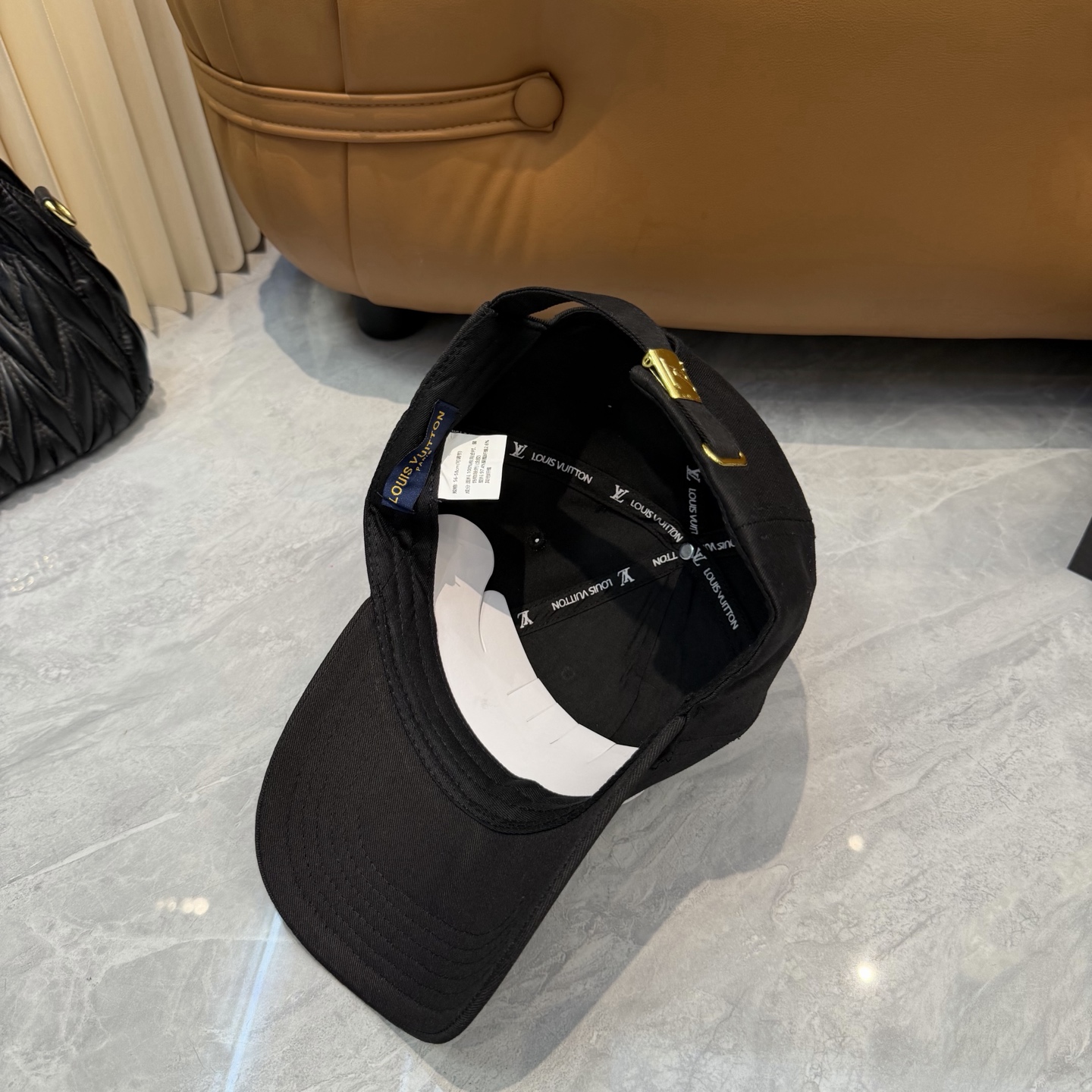 Louis Vuitton LV路易威登高版本刺绣 棒球帽 重工打造 高端 ，百搭款