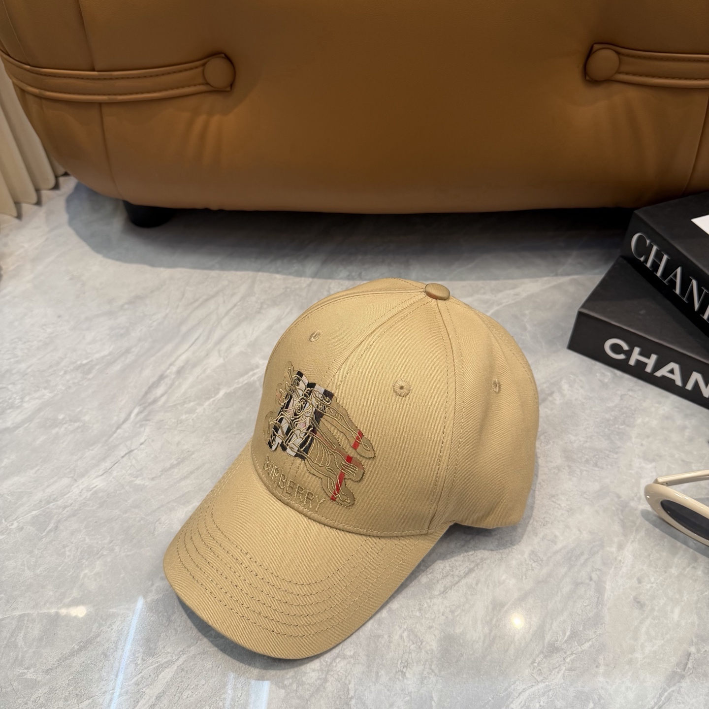 Burberry Burberry（巴宝莉） 棒球帽 款纯棉内里，轻盈透气。完美版型， 品质，独家 摄，男女适用
