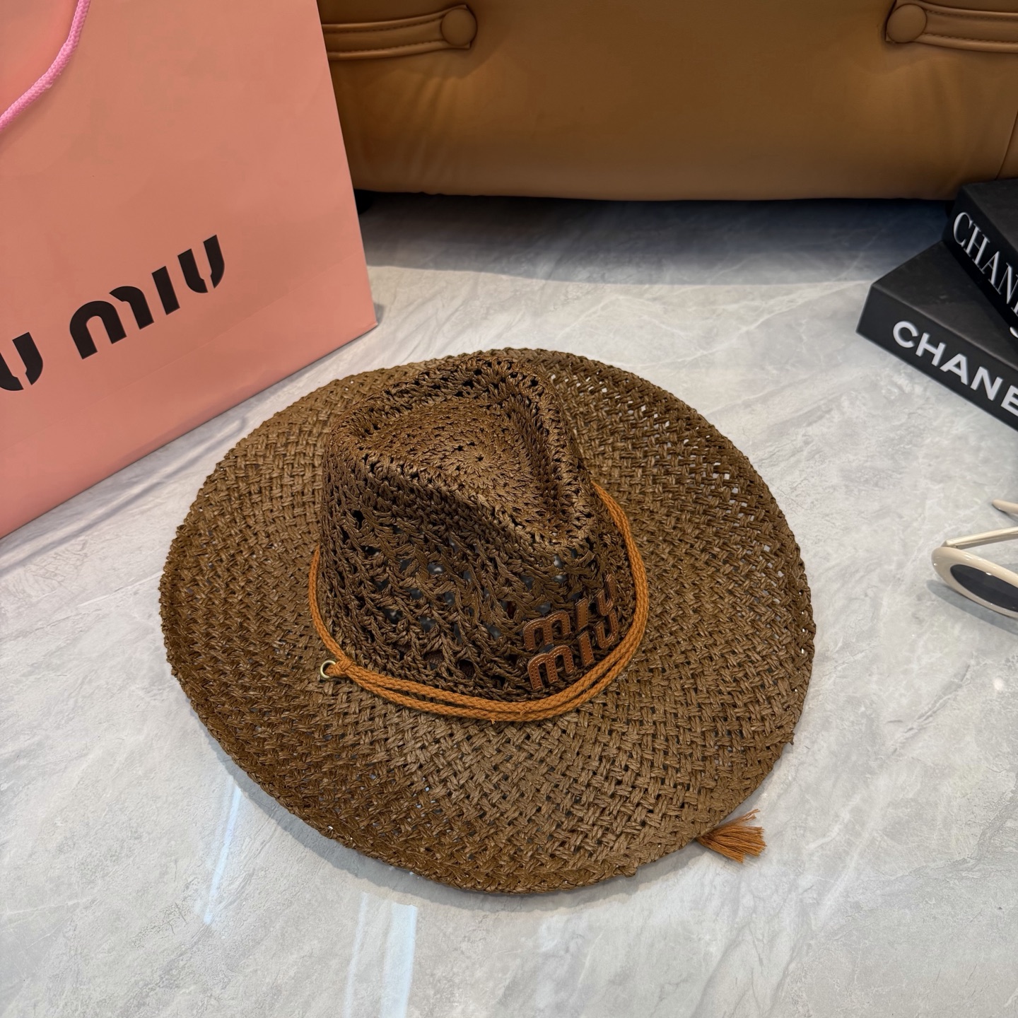Miu Miu 缪缪miumiu新款草帽，高级定制，细节待上，夏季防晒防紫外线，出行 ，百搭