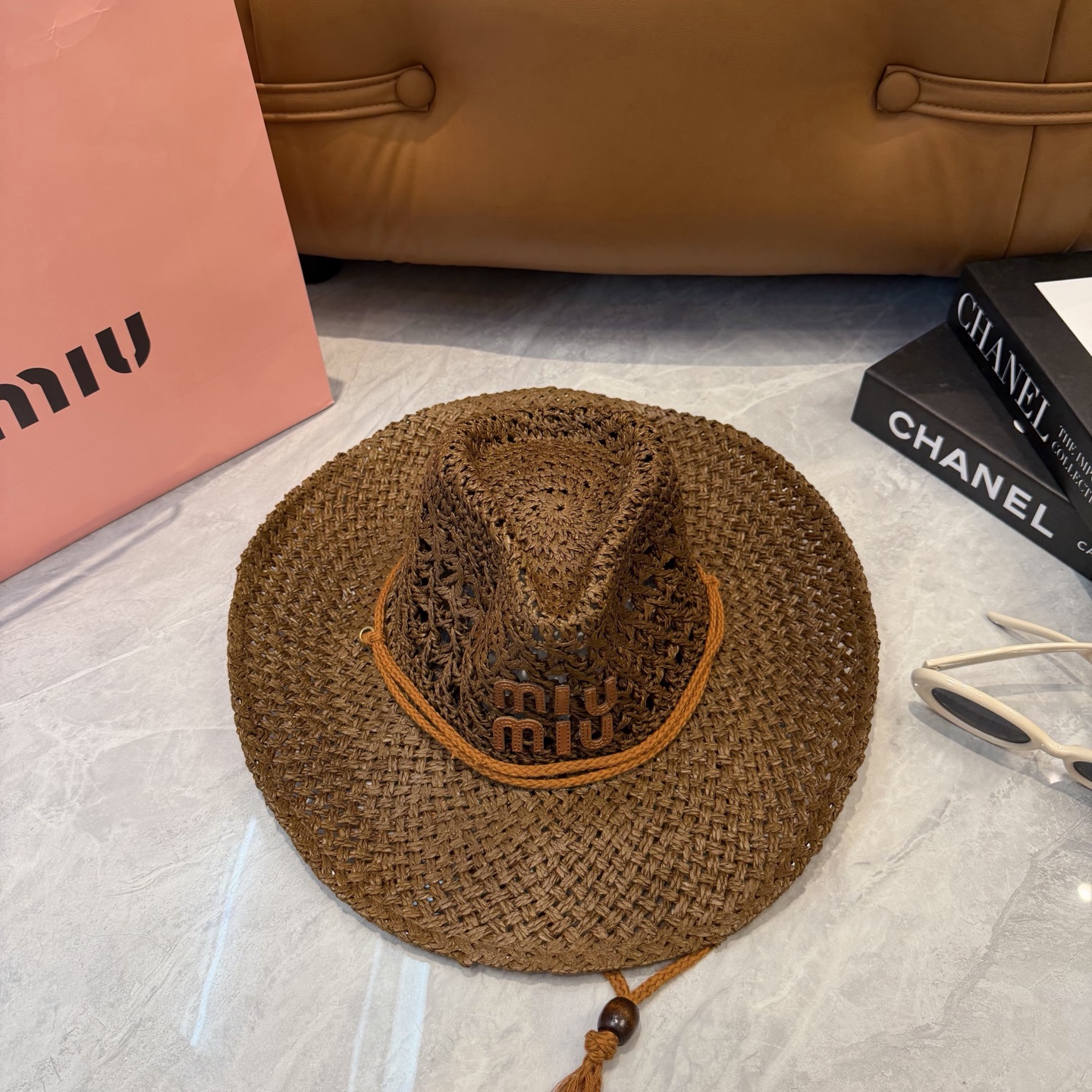 Miu Miu 缪缪miumiu新款草帽，高级定制，细节待上，夏季防晒防紫外线，出行 ，百搭