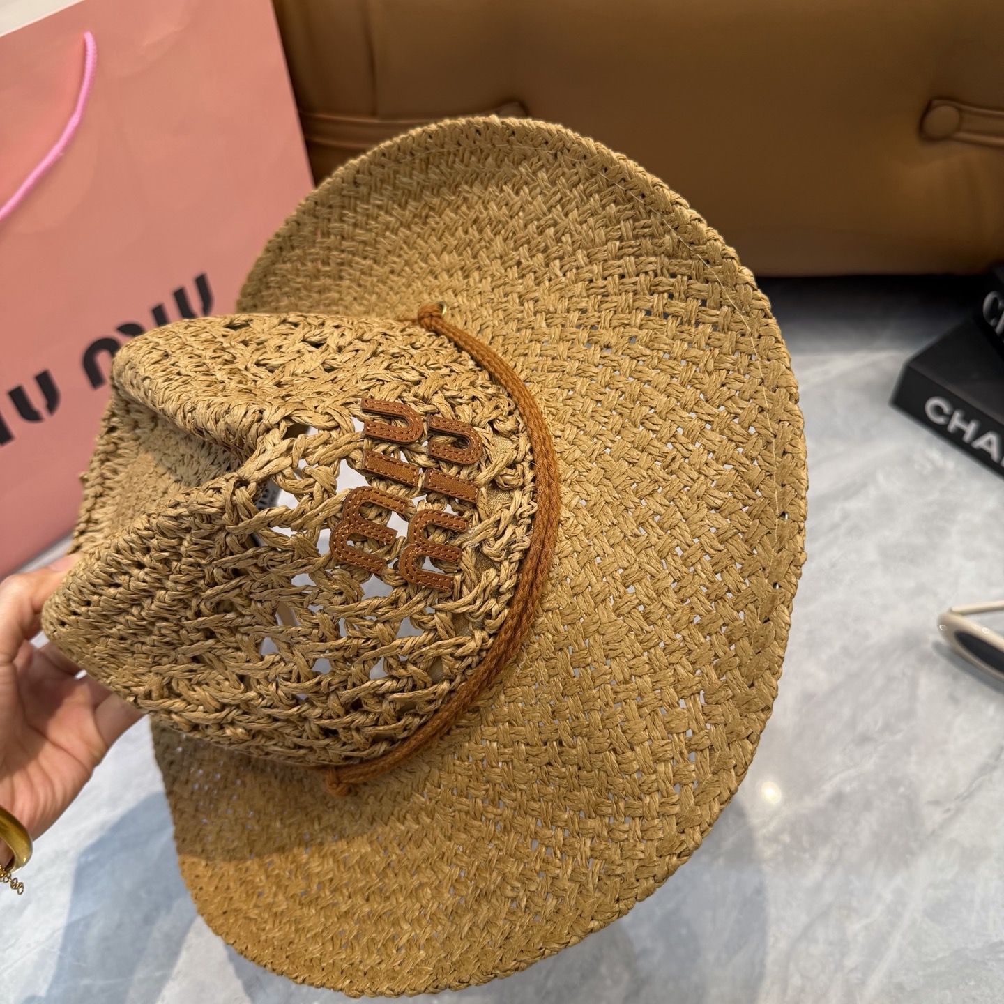 Miu Miu 缪缪miumiu新款草帽，高级定制，细节待上，夏季防晒防紫外线，出行 ，百搭