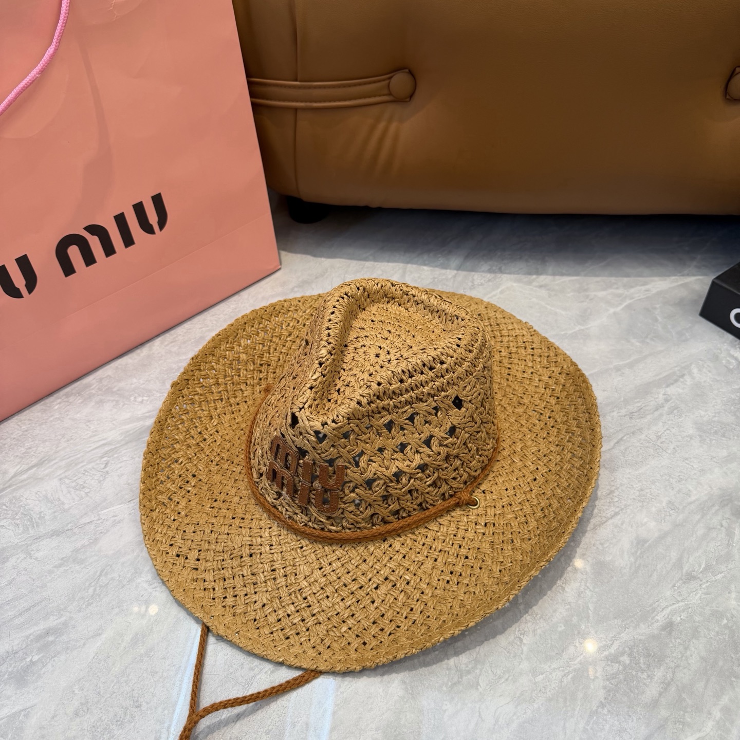 Miu Miu 缪缪miumiu新款草帽，高级定制，细节待上，夏季防晒防紫外线，出行 ，百搭