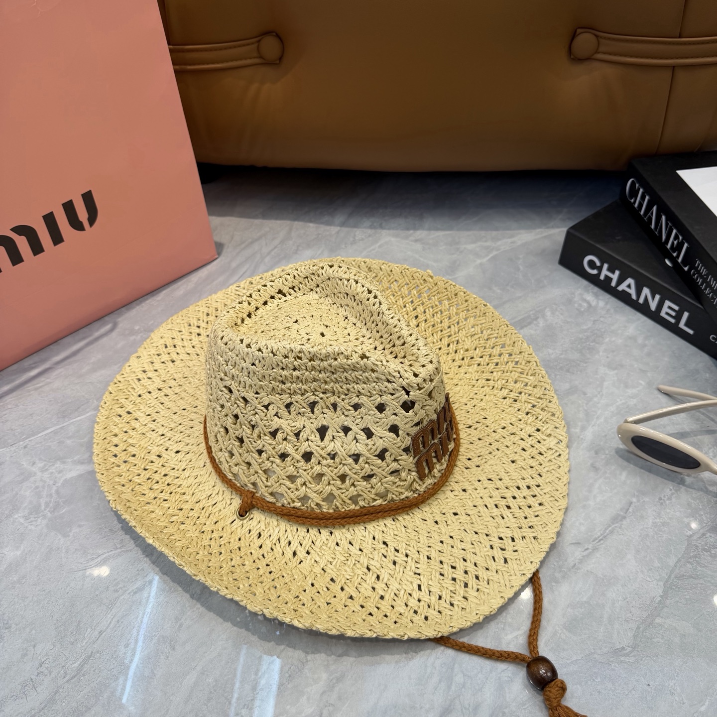 Miu Miu 缪缪miumiu新款草帽，高级定制，细节待上，夏季防晒防紫外线，出行 ，百搭