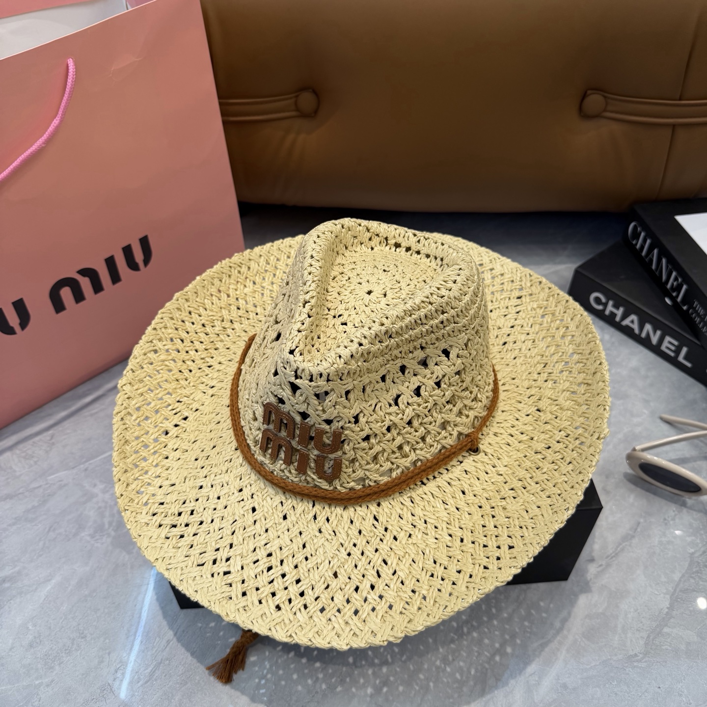 Miu Miu 缪缪miumiu新款草帽，高级定制，细节待上，夏季防晒防紫外线，出行 ，百搭