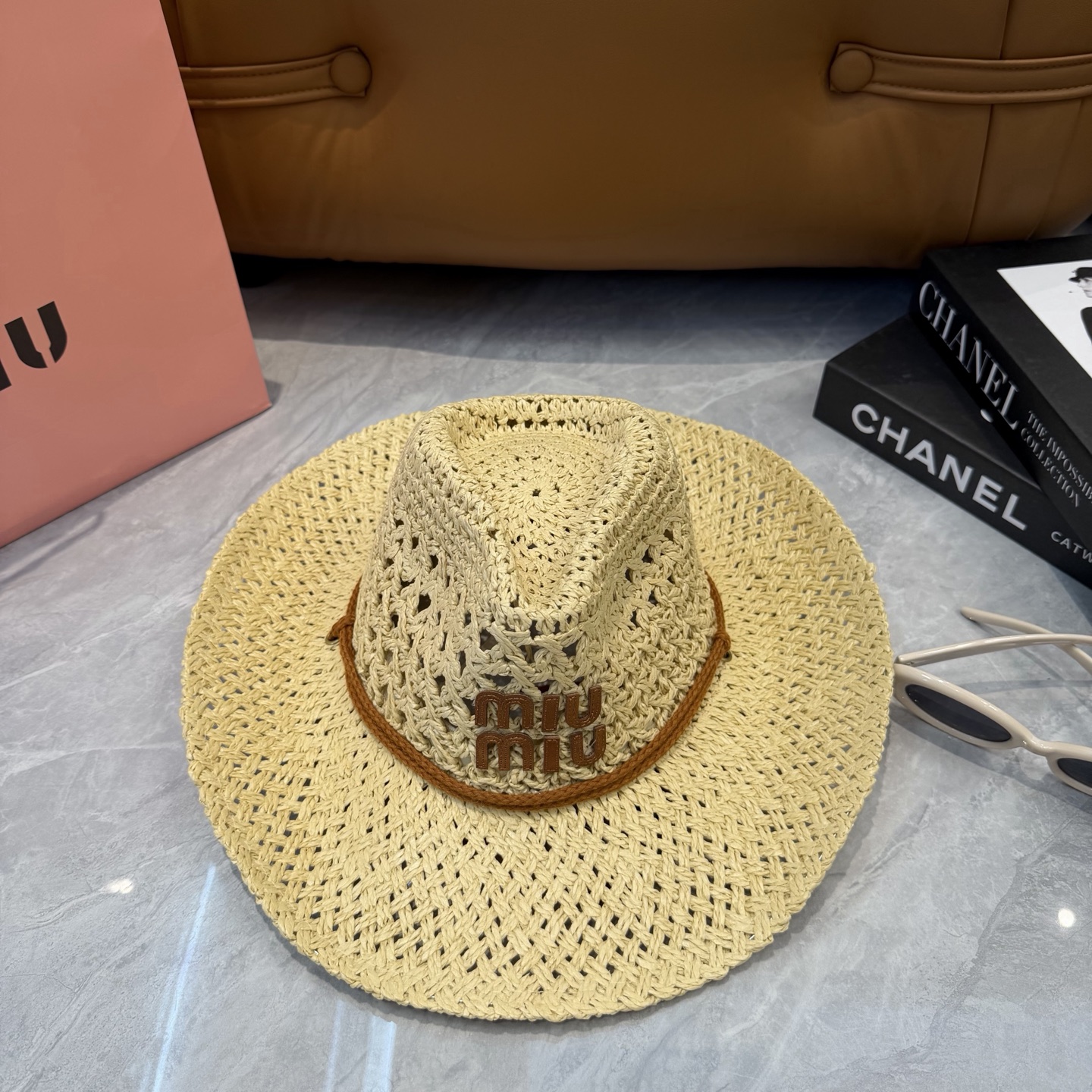 Miu Miu 缪缪miumiu新款草帽，高级定制，细节待上，夏季防晒防紫外线，出行 ，百搭