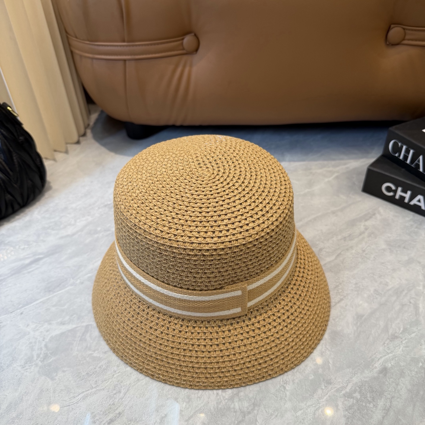 Dior 配防尘袋. 【DIOR迪奥】2026新款 织带百搭盆帽草帽，出街日常单品