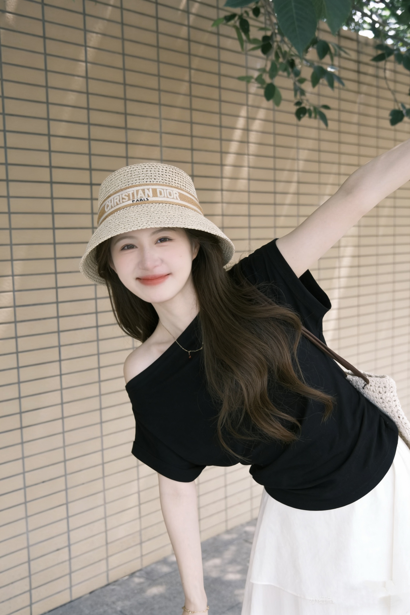 Dior 配防尘袋. 【DIOR迪奥】2026新款 织带百搭盆帽草帽，出街日常单品