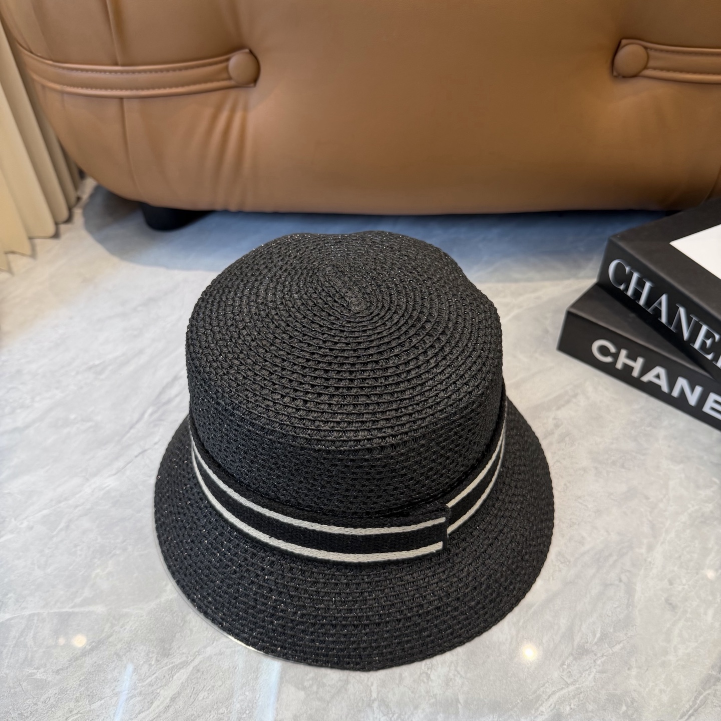 Dior 配防尘袋. 【DIOR迪奥】2026新款 织带百搭盆帽草帽，出街日常单品