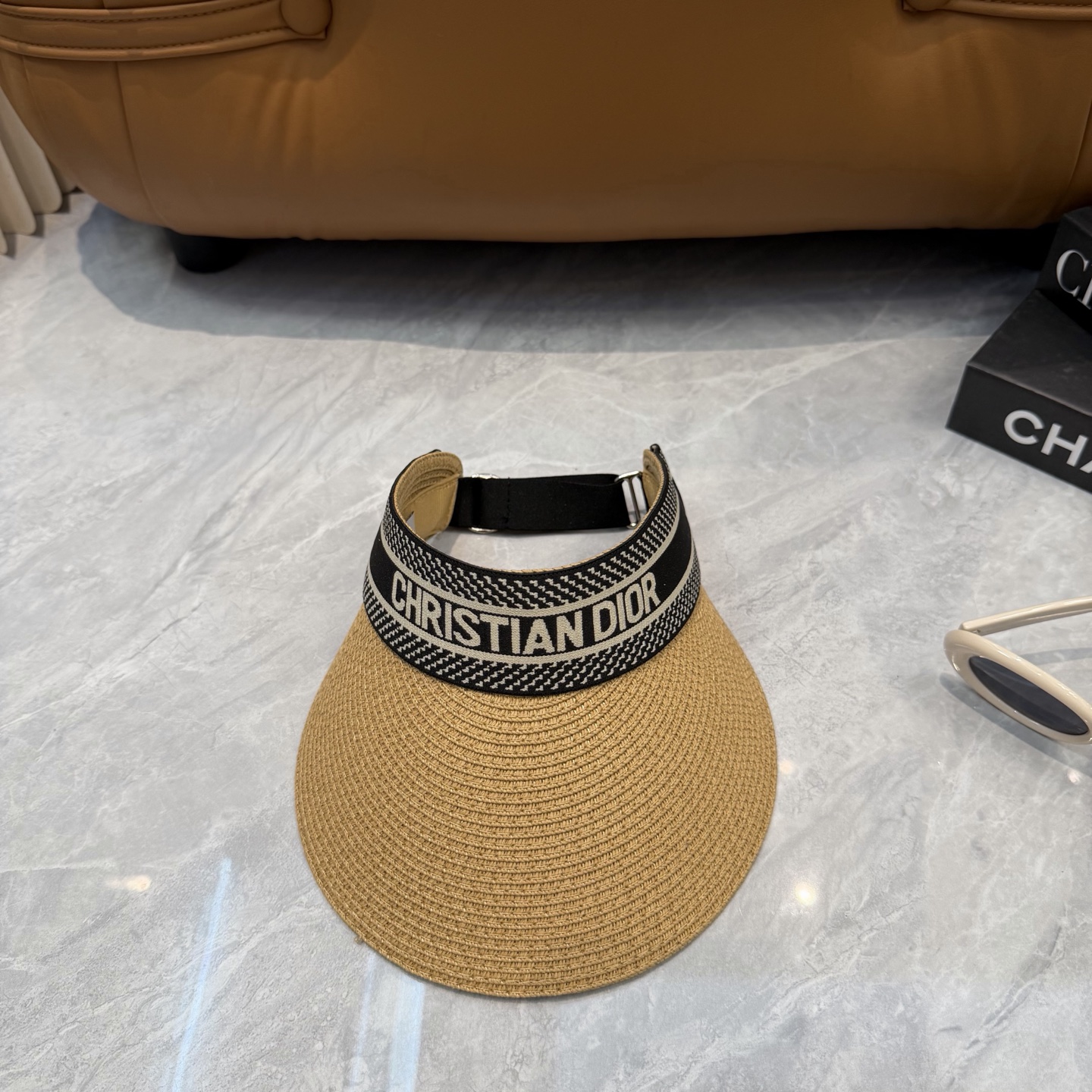Dior 配防尘袋，迪奥DIOR新款