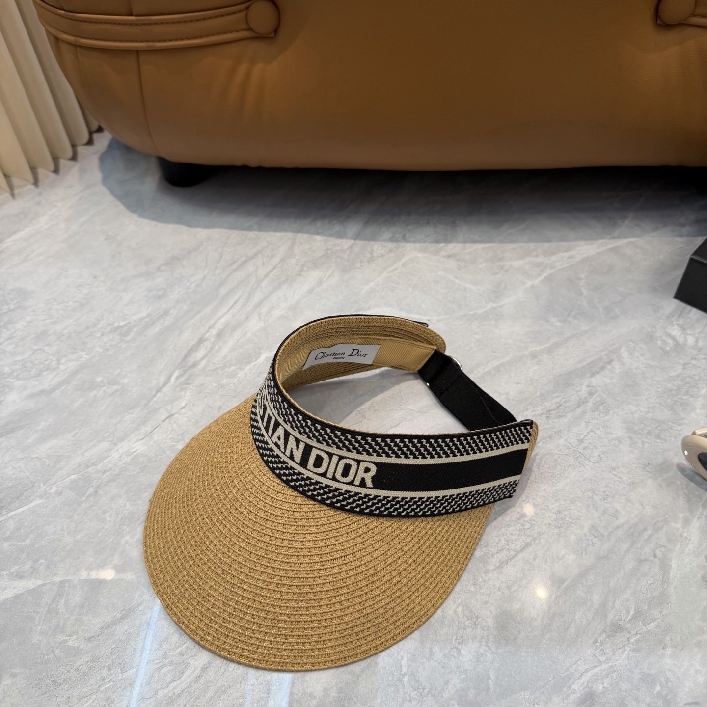 Dior 配防尘袋，迪奥DIOR新款
