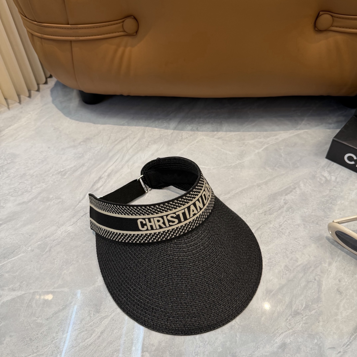 Dior 配防尘袋，迪奥DIOR新款